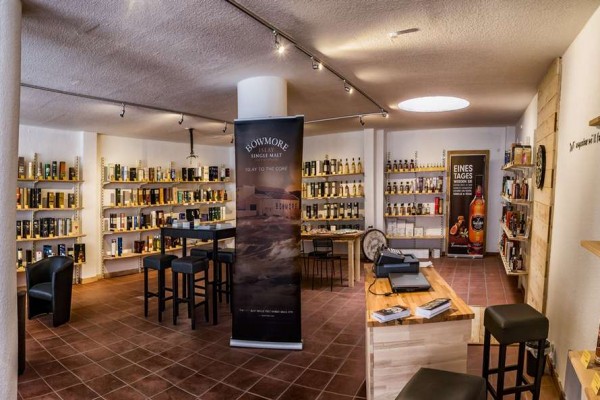 Usquabae Whisky Shop