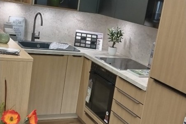 Elektrohausgeräte und Einbauküchen Korbicki und Söhne GmbH